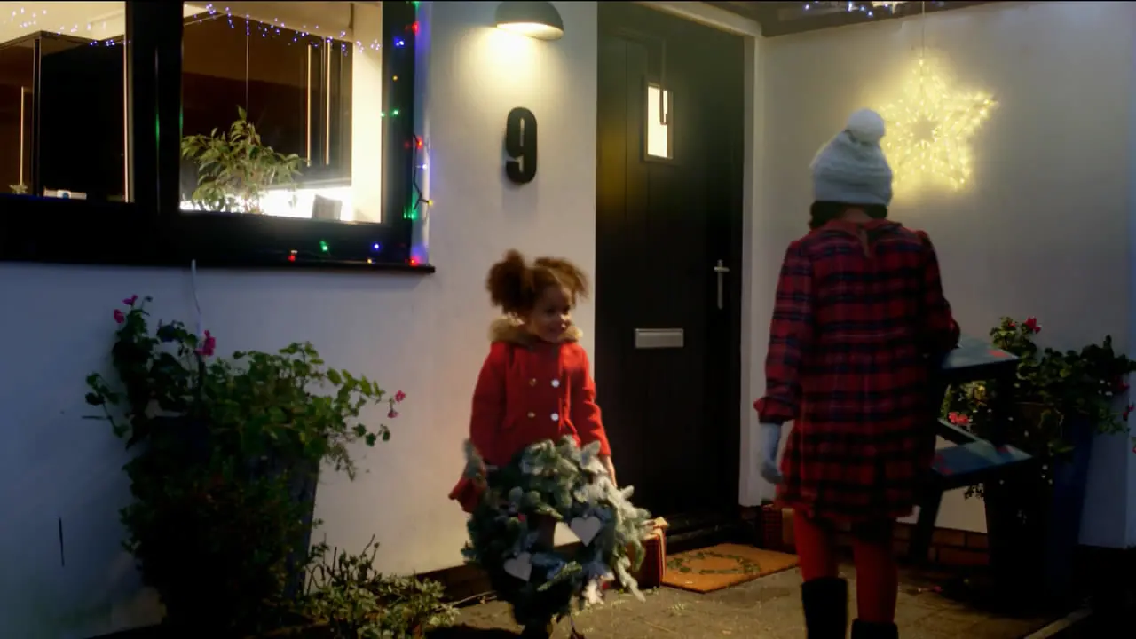 Thumbnail image for S4C (Wreath - Long)  - Christmas 2020