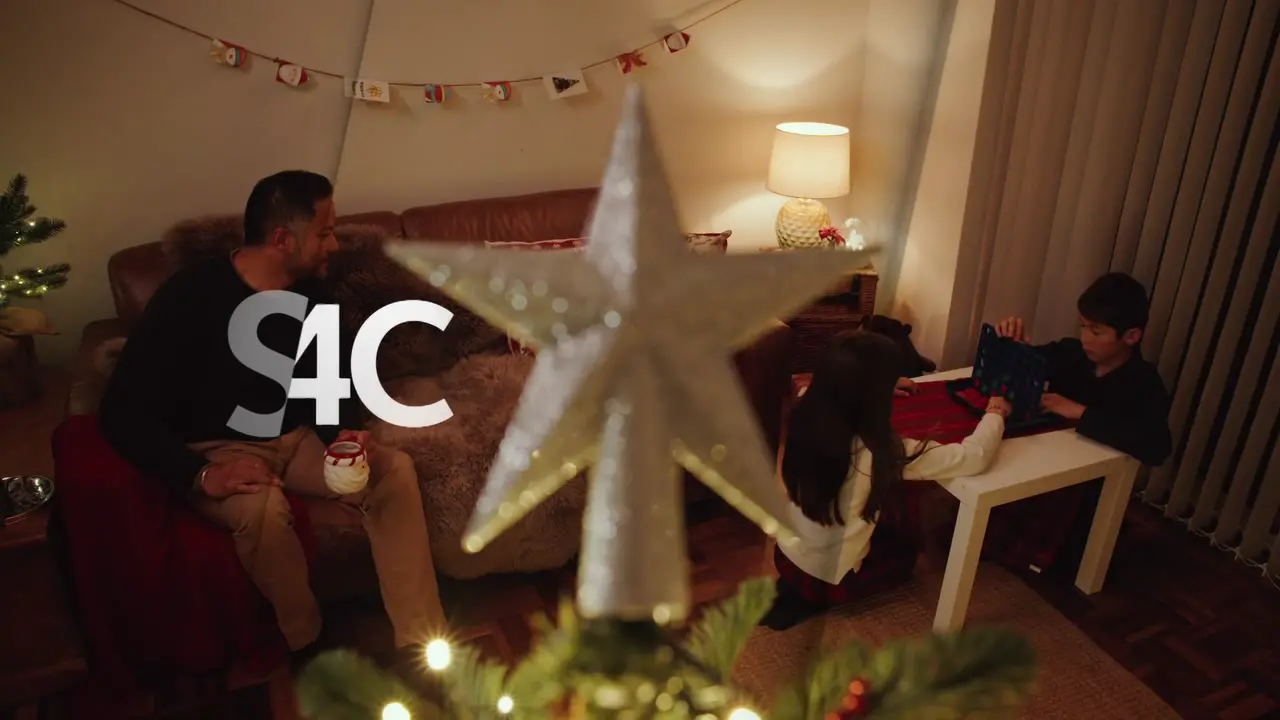 Thumbnail image for S4C (Break - Star)  - Christmas 2022