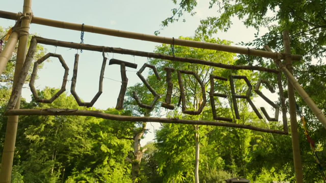 Thumbnail image for Dave (Outsiders)  - 2023